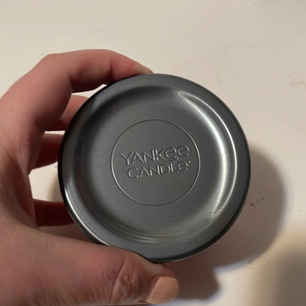 New Yankee Candle Macintosh 4.1oz